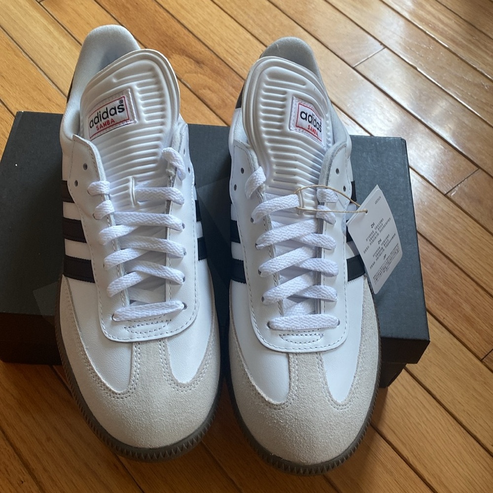 💜Sold💜Adidas samba Classic - Picture 3 of 3